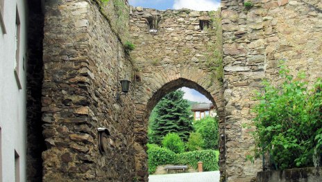Neuwegtor in Trechtingshausen | &copy; Karl Heinz Dahlem