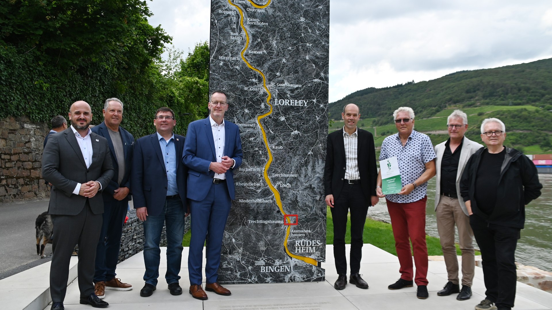 Rheinblick Rheinblick