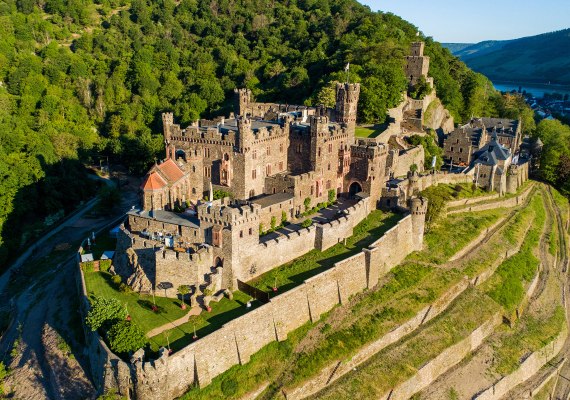 Burg Reichenstein bei Trechtingshausen | &copy; Zweckverband Oberes Mittelrheintal