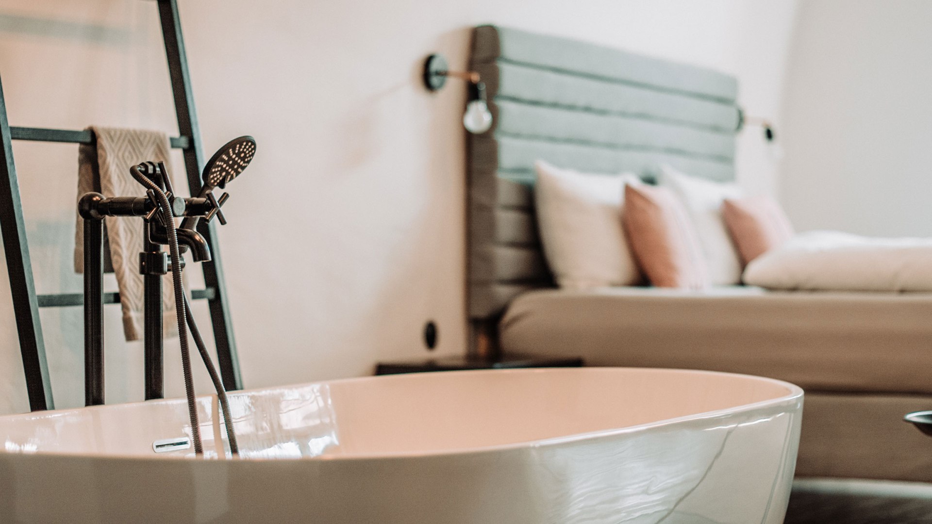 &Uuml;bernachten | &copy; Sofie Zbořilov&aacute; / Pixabay