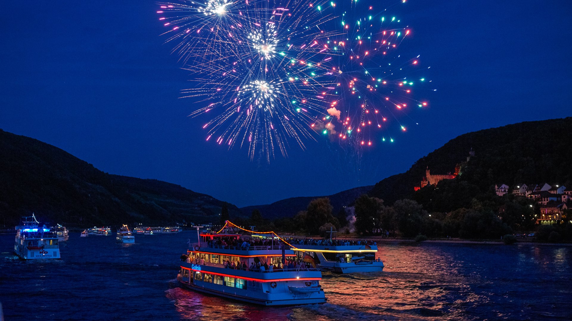 Rhein in Flammen | © Dominik Ketz