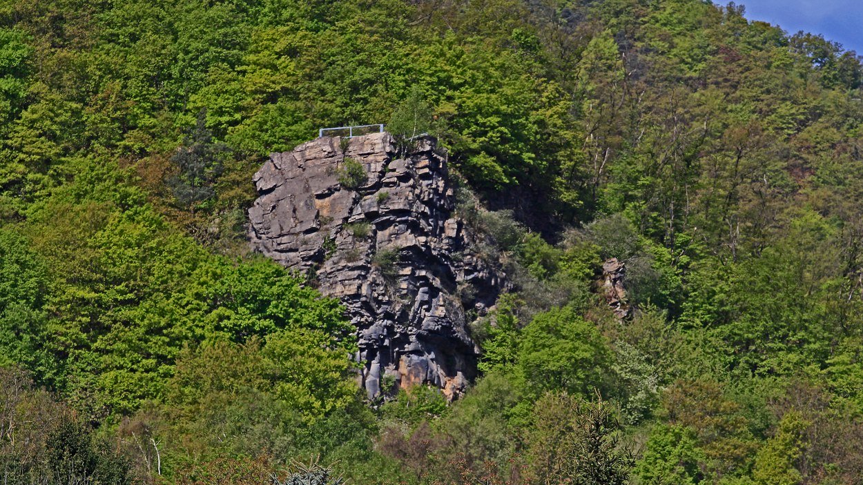 Blick auf den Pfaffenfels in Trechtingshausen | © Norbert Schöck