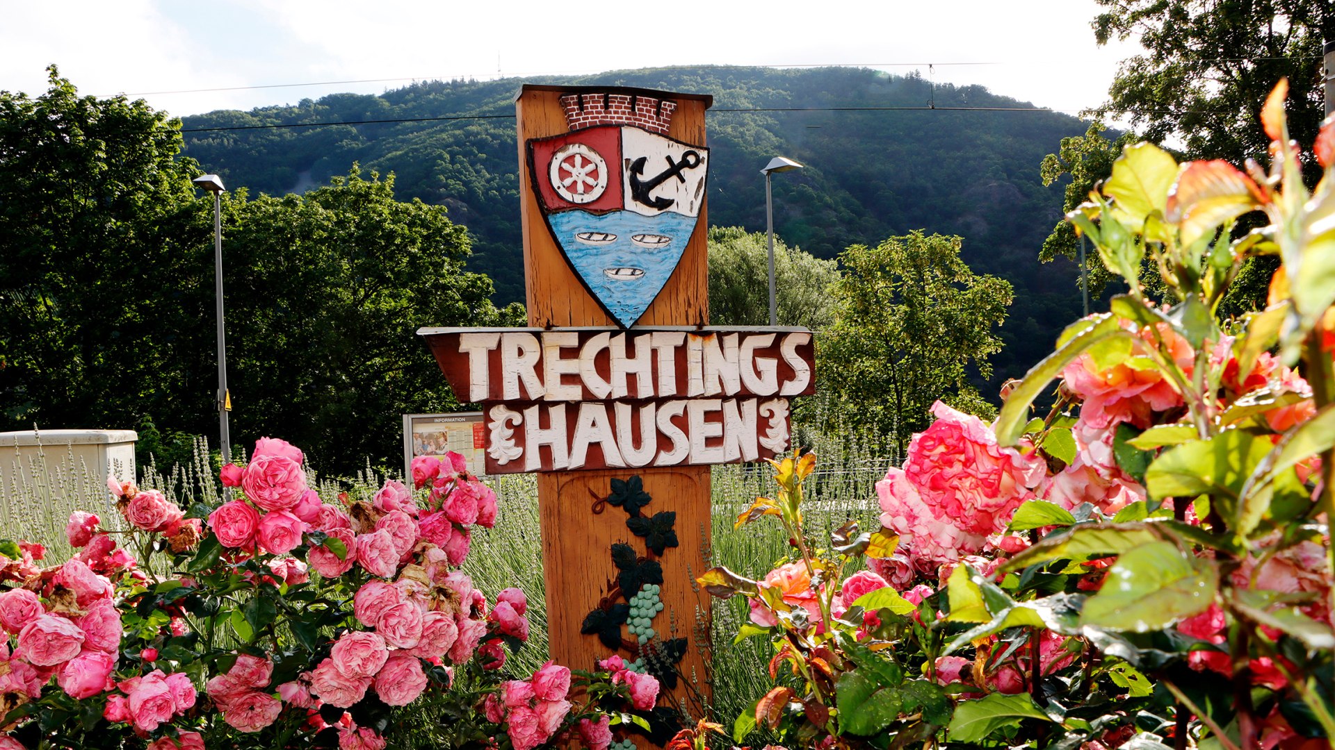 Geschnitztes in Trechtingshausen | © Norbert Schöck