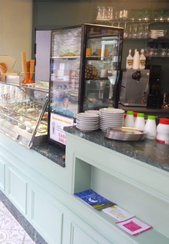 Theke II | &copy; Calabrese