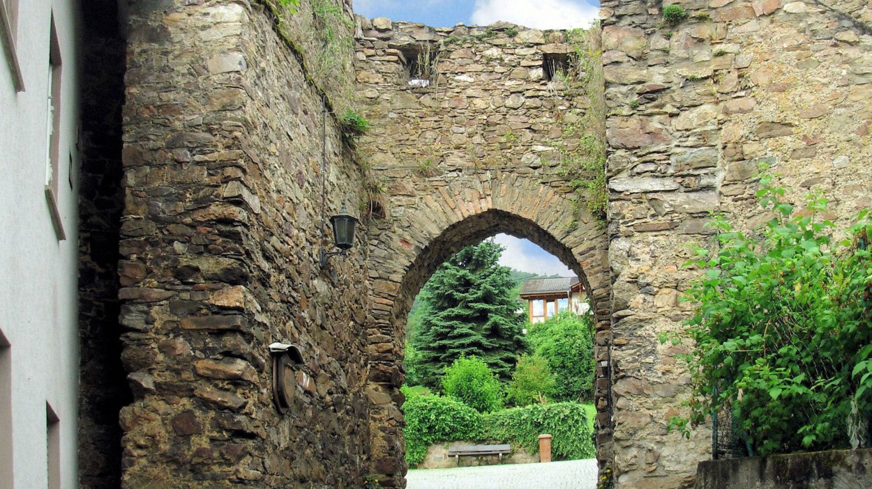 Neuwegtor in Trechtingshausen | © Karl Heinz Dahlem Neuwegtor in Trechtingshausen | © Karl Heinz Dahlem