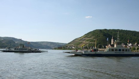 Rheinfaehre Lorch | &copy; kalbacho-foto
