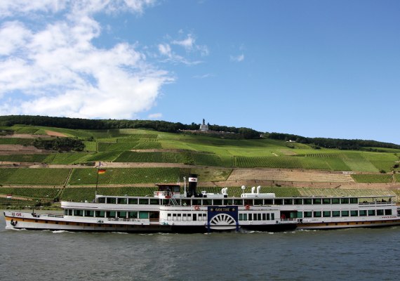 Schifffahrt bei Trechtingshausen | © Norbert Schöck